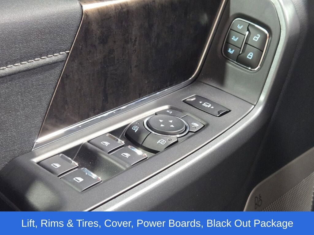 New 2026 Ford F350 Lariat w/ Black Appearance Package image 26