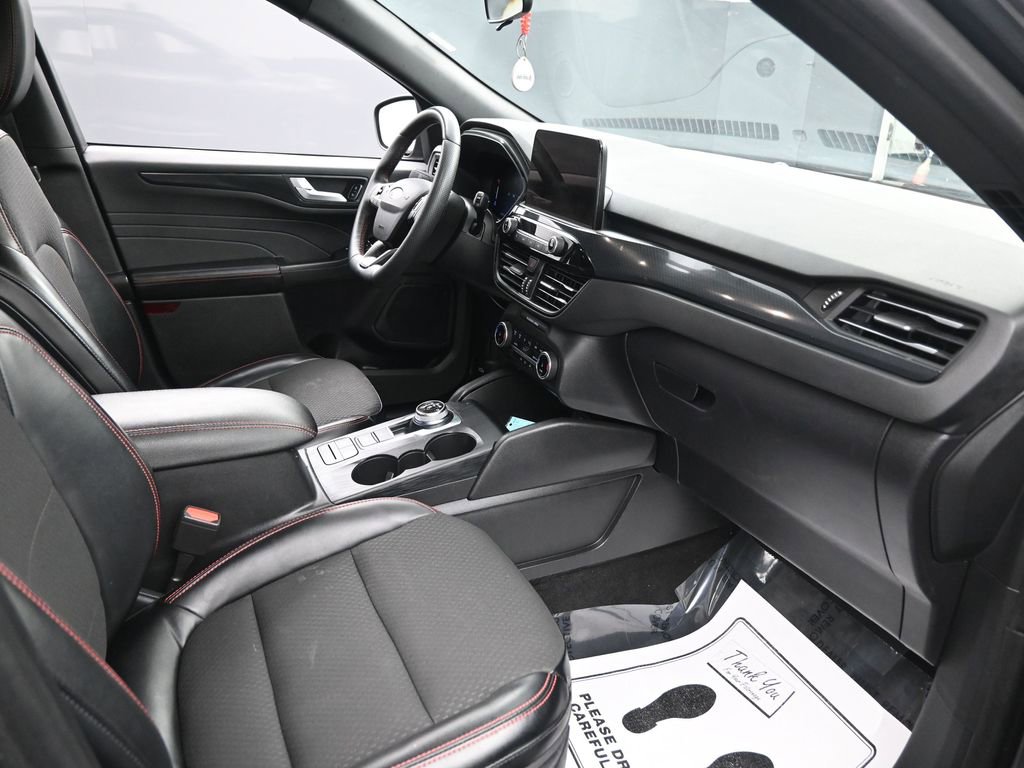 Used 2024 Ford Escape ST-Line image 30