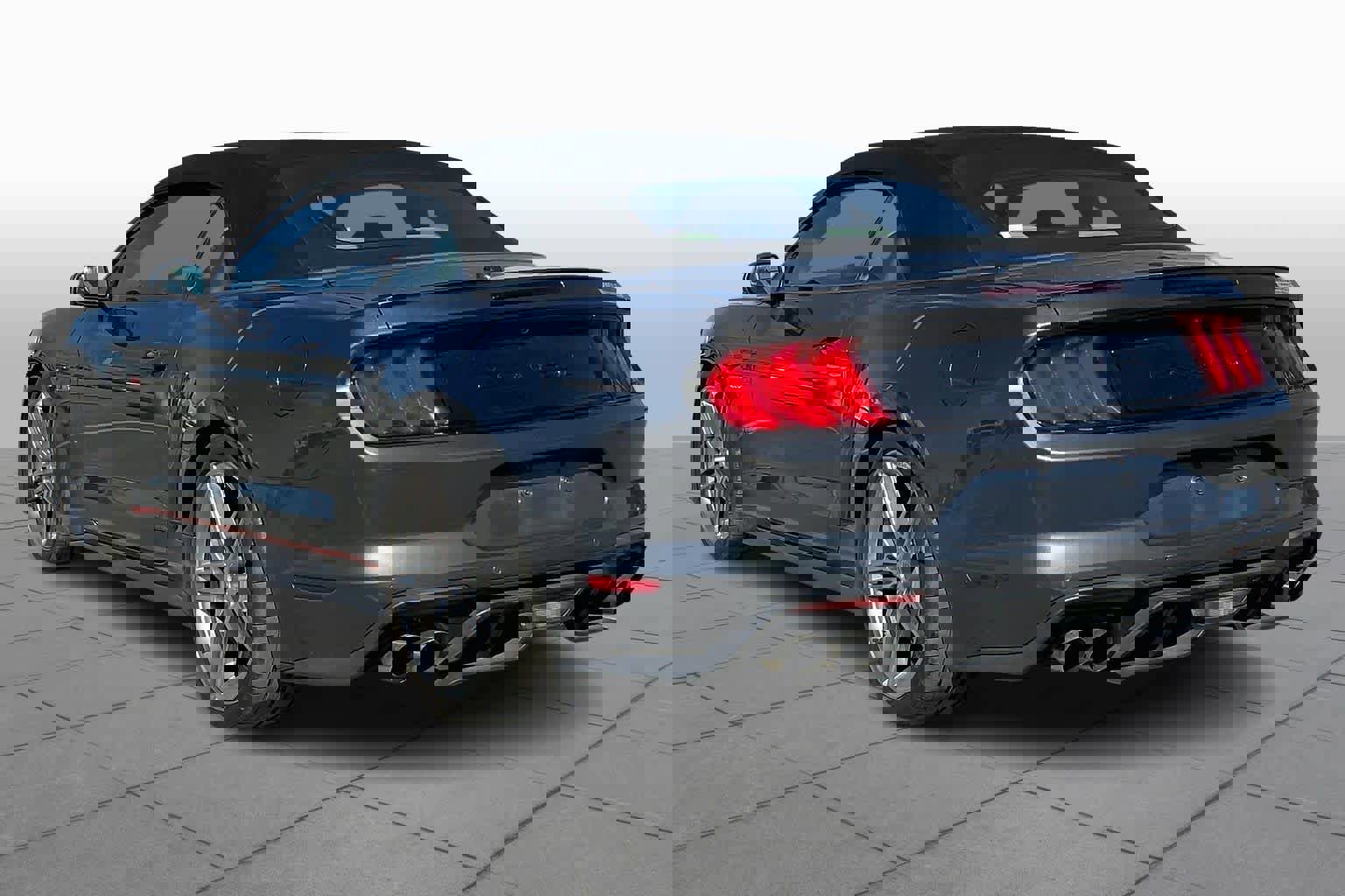 Used 2019 Ford Mustang GT Premium w/ Ford Safe & Smart Package image 11