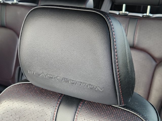 Used 2025 Honda Pilot Black Edition image 24