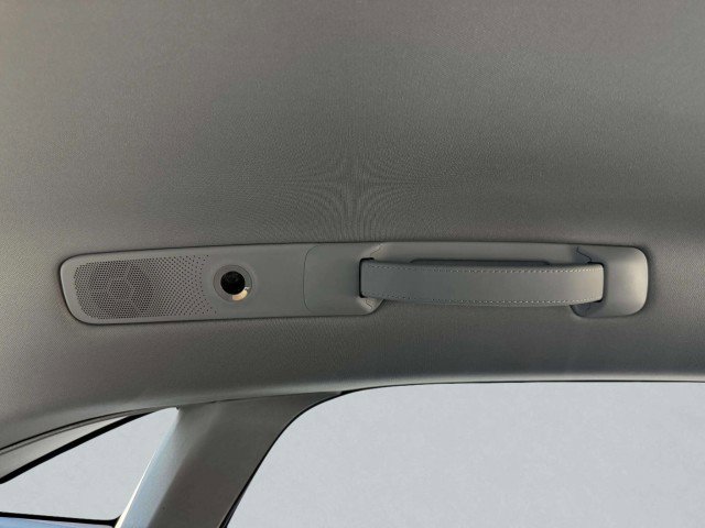 Used 2025 Lucid Air Pure image 42