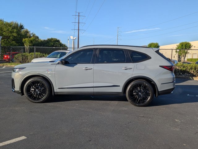 Used 2025 Acura MDX A-Spec AWD/4WD image 9