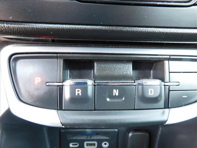 Used 2024 GMC Terrain SLT AWD/4WD image 18