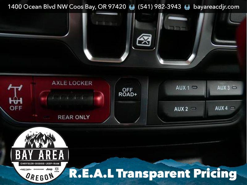 New 2025 Jeep Gladiator Willys AWD/4WD image 16