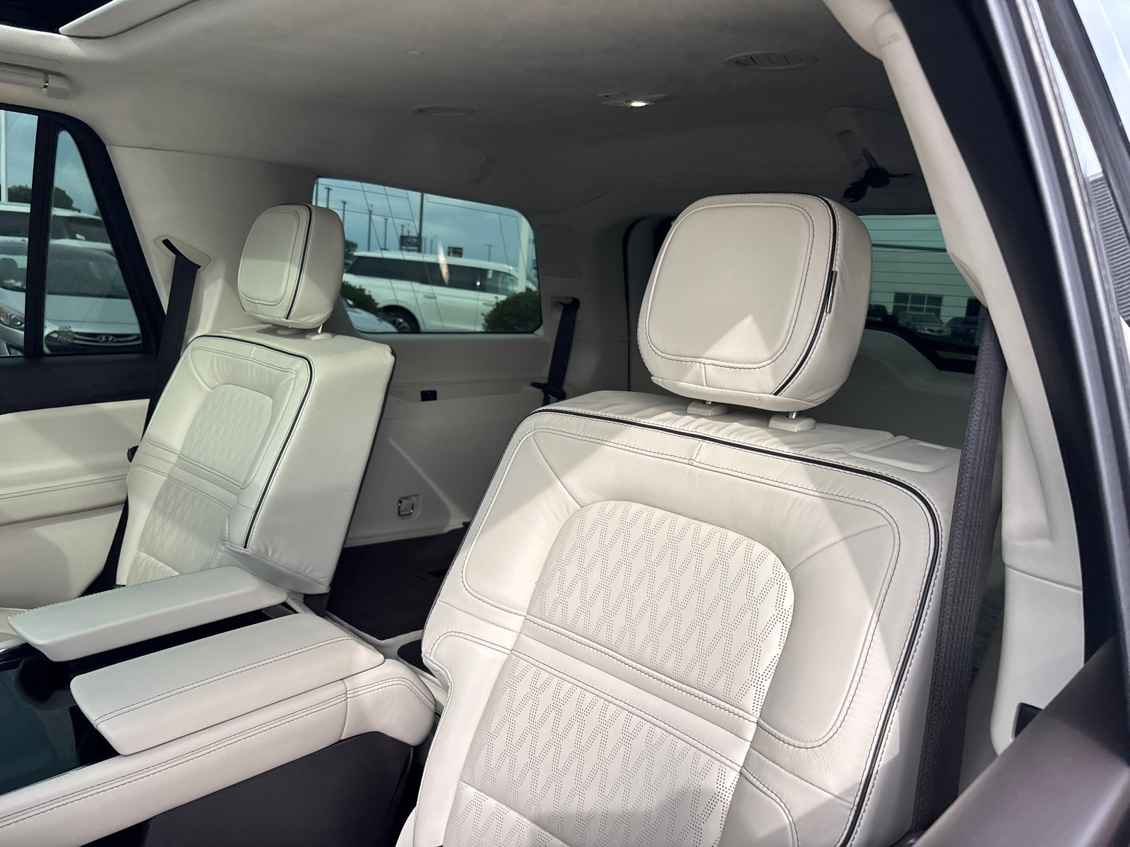 Used 2022 Lincoln Navigator Black Label AWD/4WD image 26