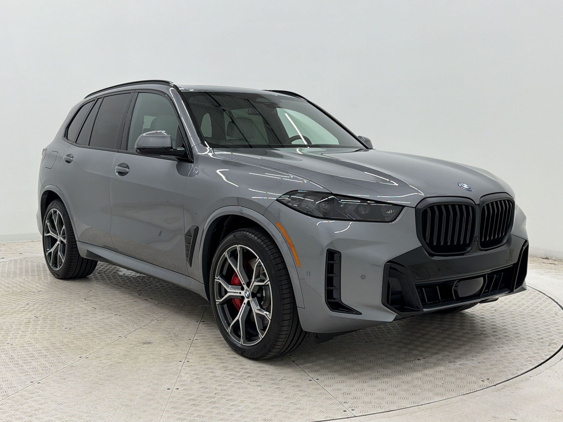 New 2026 BMW X5 xDrive50e w/ M Sport Package AWD/4WD image 7