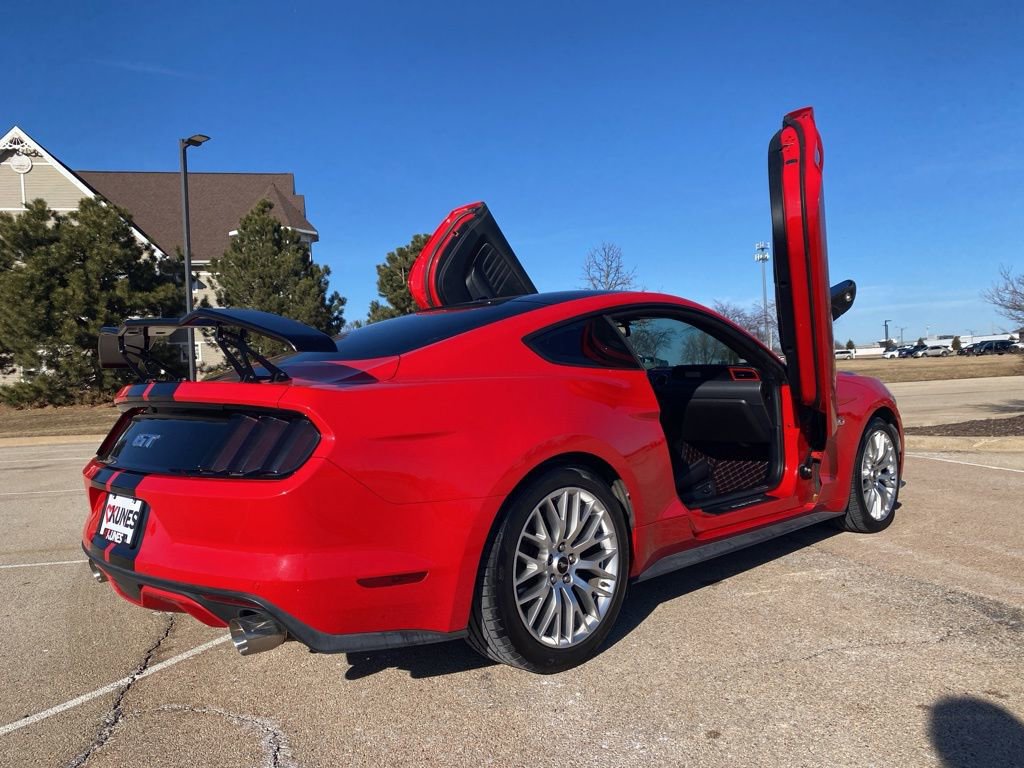 Used 2017 Ford Mustang GT Premium w/ GT Performance Package image 48