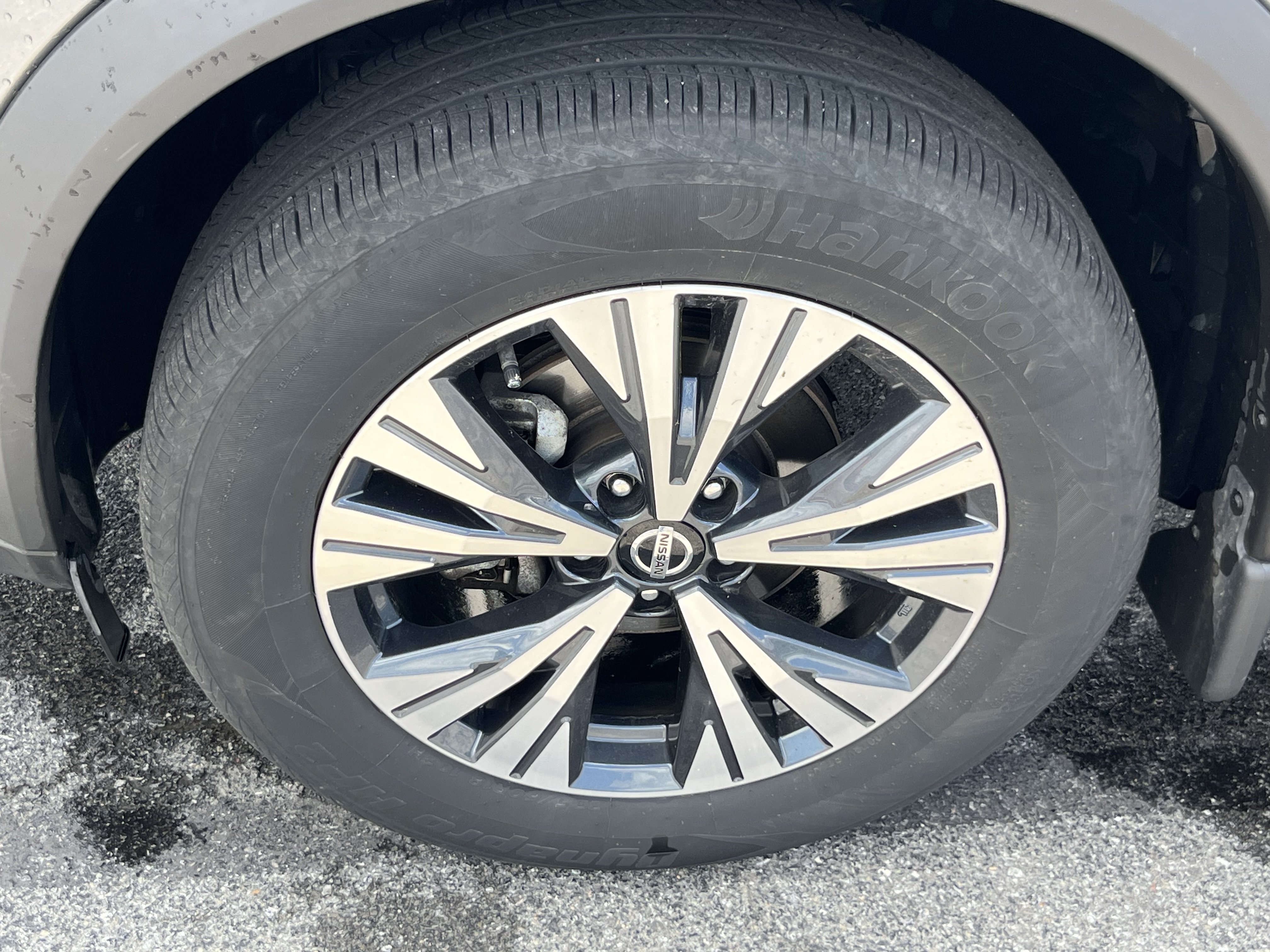 Used 2021 Nissan Rogue SV AWD/4WD image 13