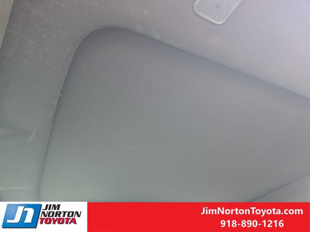 Used 2023 Toyota Sequoia Capstone AWD/4WD image 27