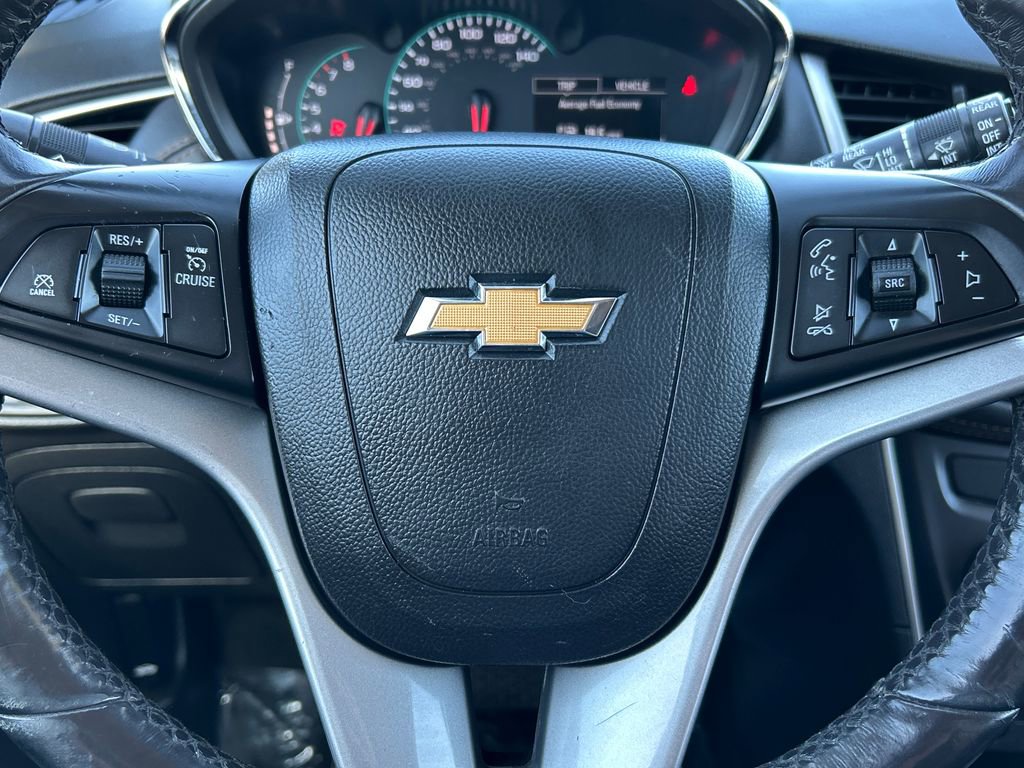 Used 2022 Chevrolet Trax LT w/ Driver Confidence Package AWD/4WD image 10