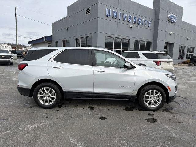 Used 2022 Chevrolet Equinox LT AWD/4WD image 2