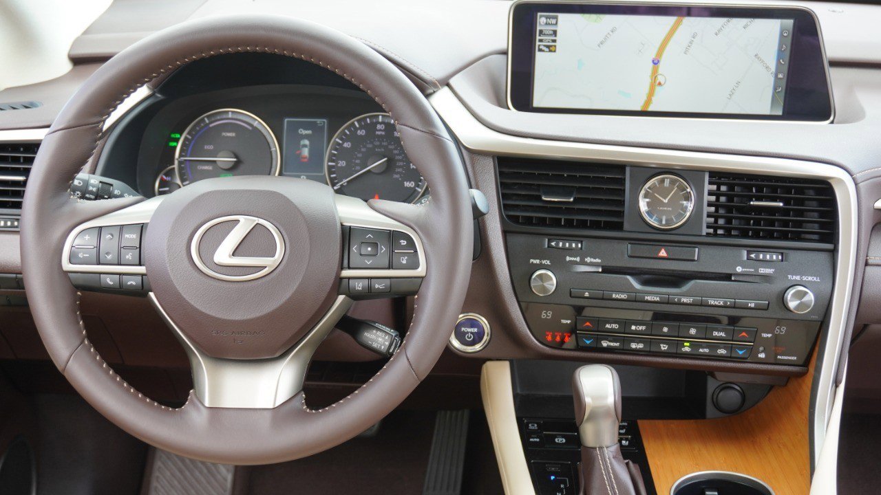 Used 2018 Lexus RX 450h AWD w/ Premium Package image 31