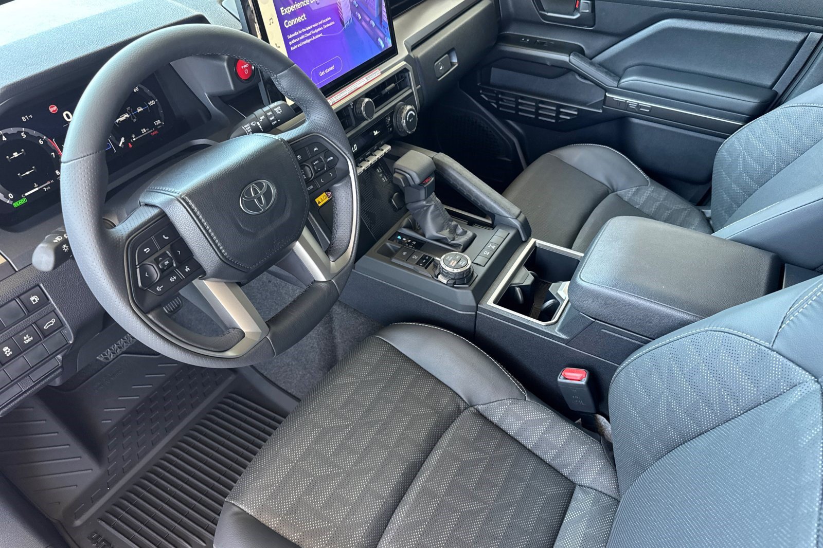 New 2026 Toyota 4Runner TRD Off-Road Premium AWD/4WD image 4