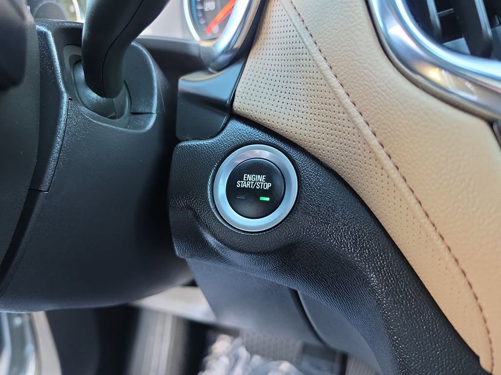 Used 2024 Chevrolet Equinox Premier AWD/4WD image 19