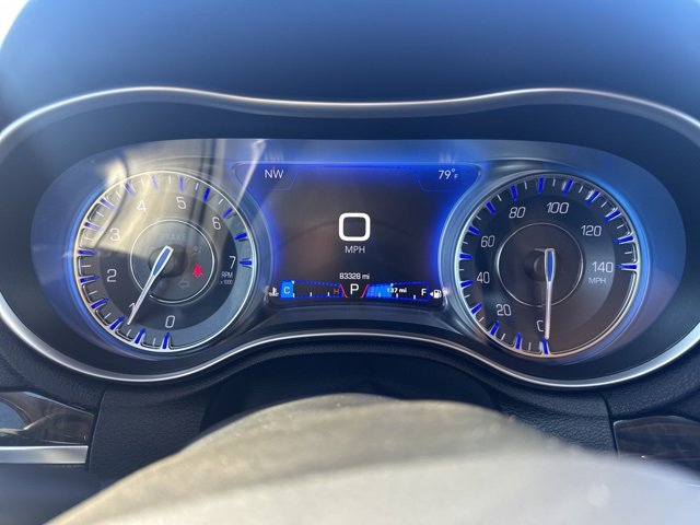 Certified 2022 Chrysler 300 Touring L w/ Comfort Group image 21