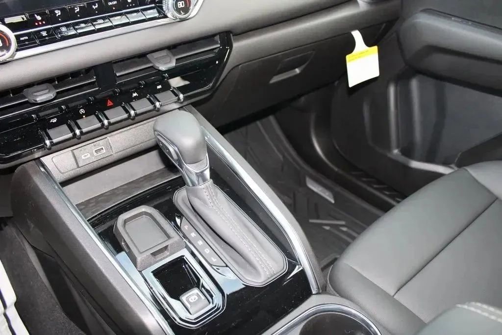 New 2026 GMC Canyon Elevation w/ Convenience Package image 34