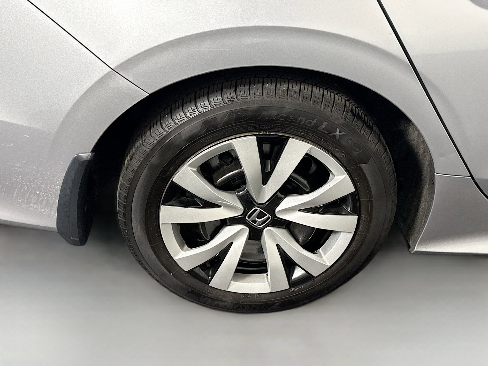 Used 2023 Honda Civic LX image 33