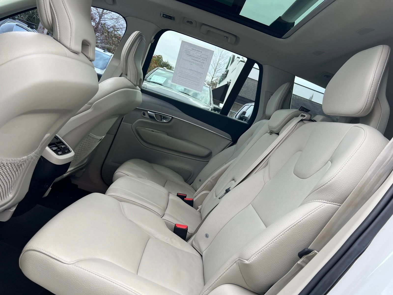 Used 2022 Volvo XC90 T5 Momentum image 43