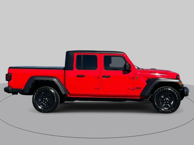 Used 2024 Jeep Gladiator Sport AWD/4WD image 3