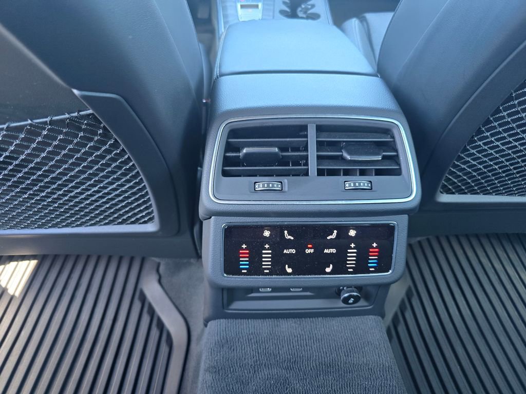 Used 2025 Audi A6 3.0T Prestige w/ Prestige Package AWD/4WD image 31