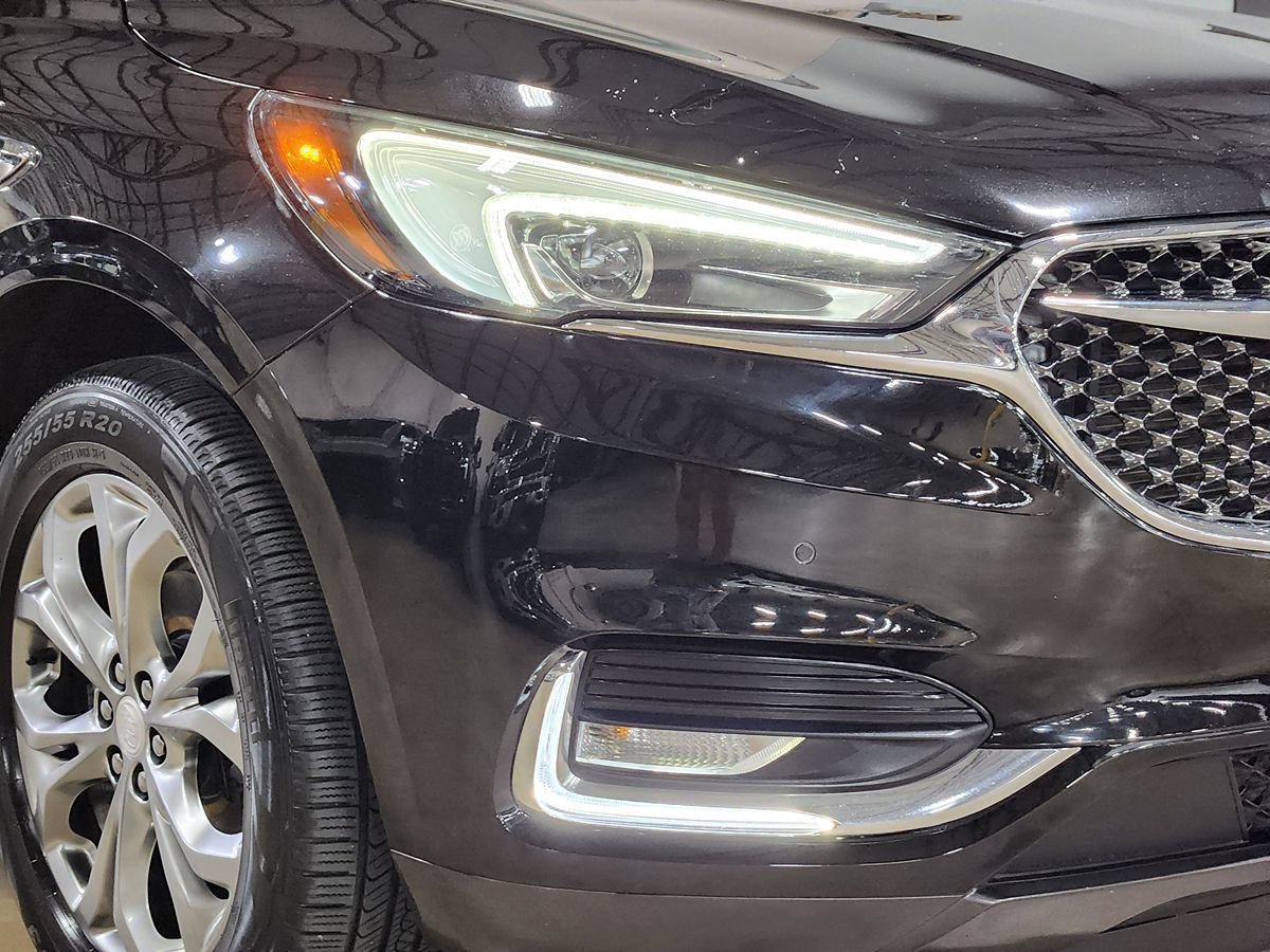 Used 2019 Buick Enclave Avenir w/ Avenir Technology Package FWD image 13