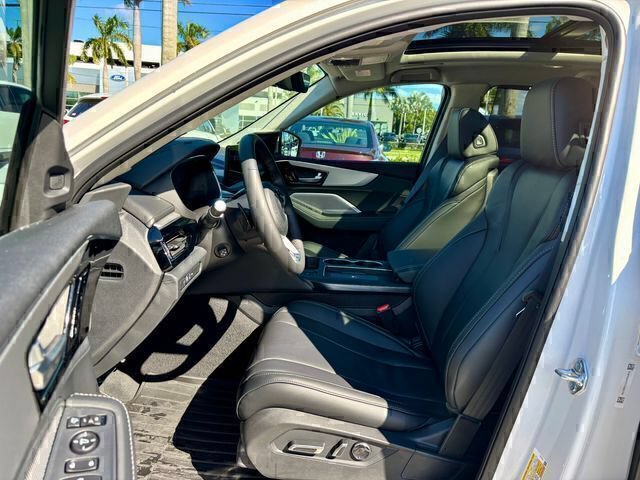 New 2026 Acura MDX w/ Technology Package FWD image 8