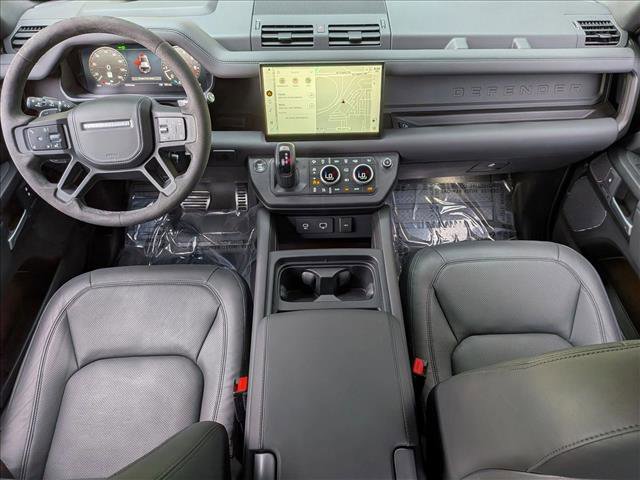 Used 2023 Land Rover Defender 110 V8 image 19