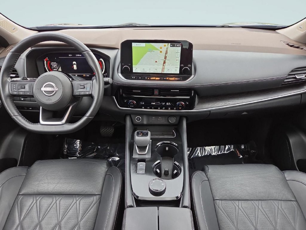 Used 2023 Nissan Rogue Platinum AWD/4WD image 26