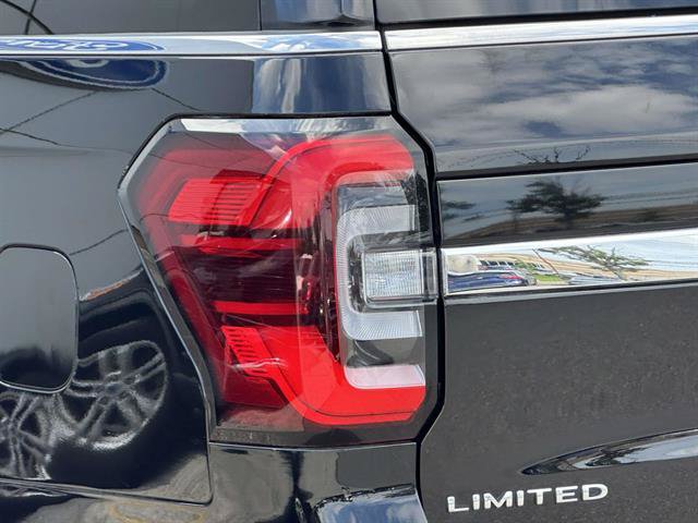Used 2023 Ford Expedition Max Limited AWD/4WD image 32