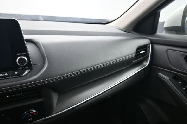 Used 2025 Nissan Rogue SV AWD/4WD image 20