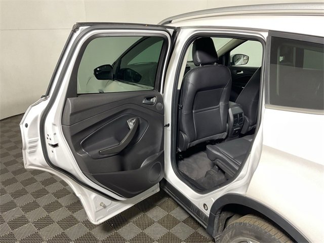 Used 2019 Ford Escape Titanium image 29