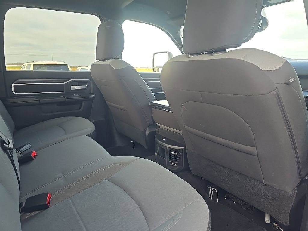 Used 2024 RAM 2500 Big Horn image 21