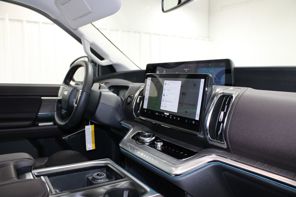 New 2026 Ford Expedition Platinum image 38