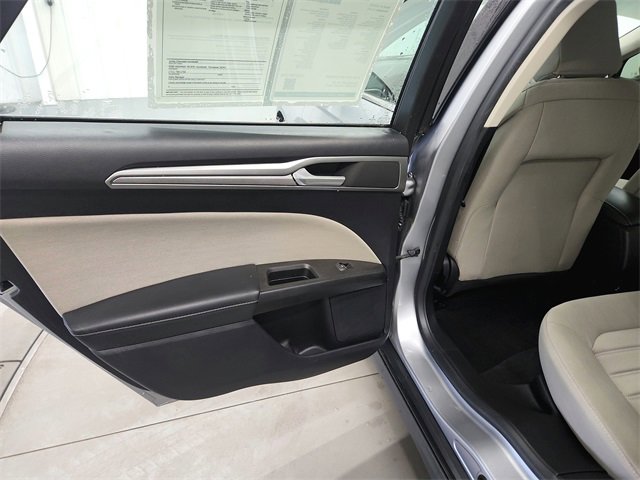 Used 2020 Ford Fusion S image 22