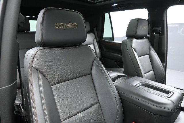 Used 2021 Chevrolet Tahoe High Country w/ Premium Package AWD/4WD image 34