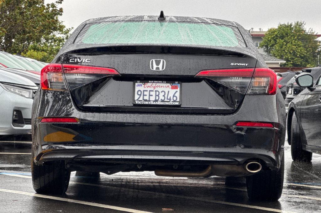 Used 2023 Honda Civic Sport image 5