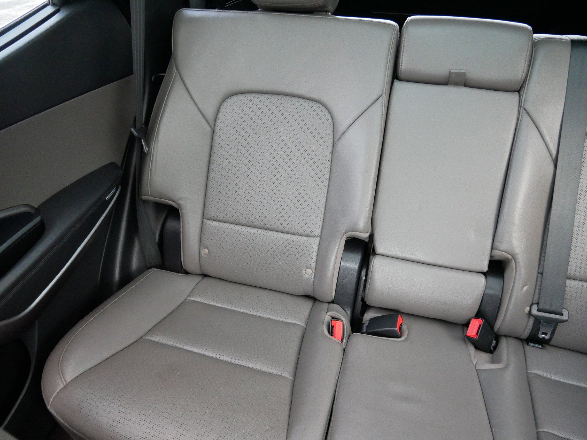 Used 2015 Hyundai Santa Fe Sport w/ Option Group 04 image 12