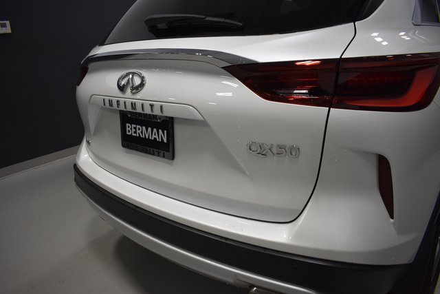 Used 2025 INFINITI QX50 Luxe image 12