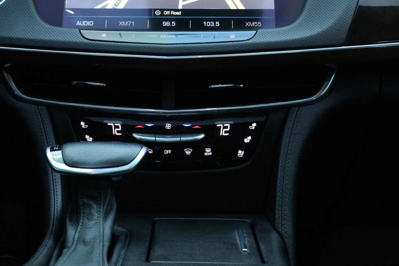 Used 2018 Cadillac CT6 Luxury image 56