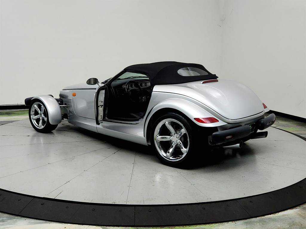Used 2001 Chrysler Prowler RWD image 12