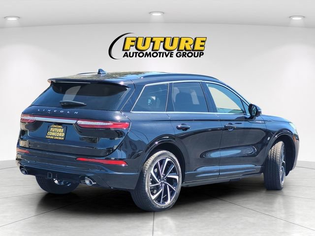 New 2025 Lincoln Corsair Grand Touring w/ Equipment Group 302A AWD/4WD image 3