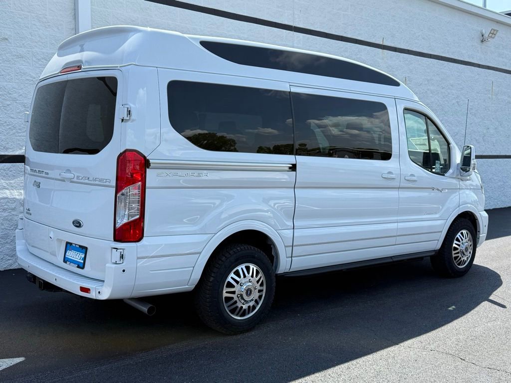 New 2025 Ford Transit 150 Low Roof AWD image 3