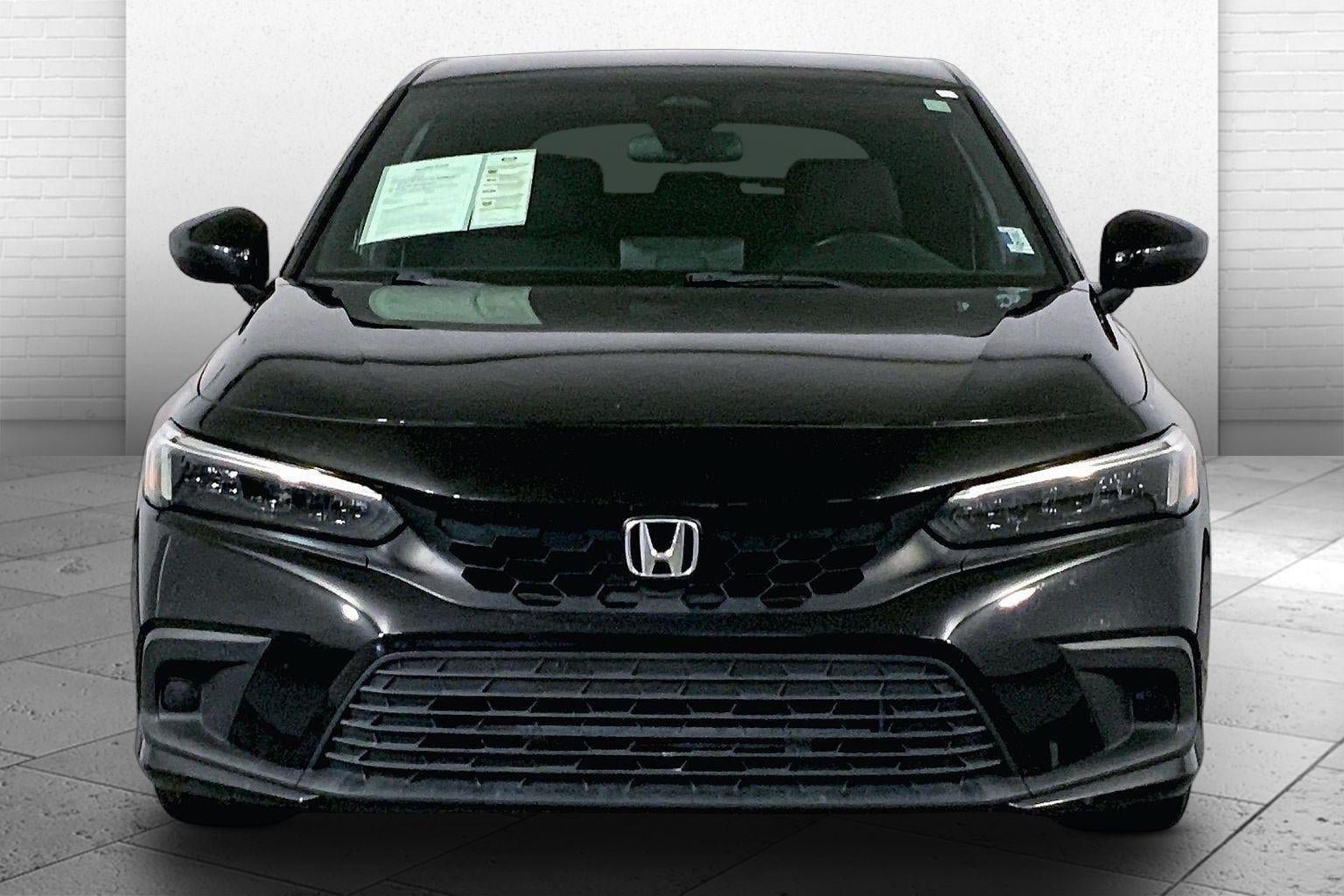 Used 2023 Honda Civic Sport image 2