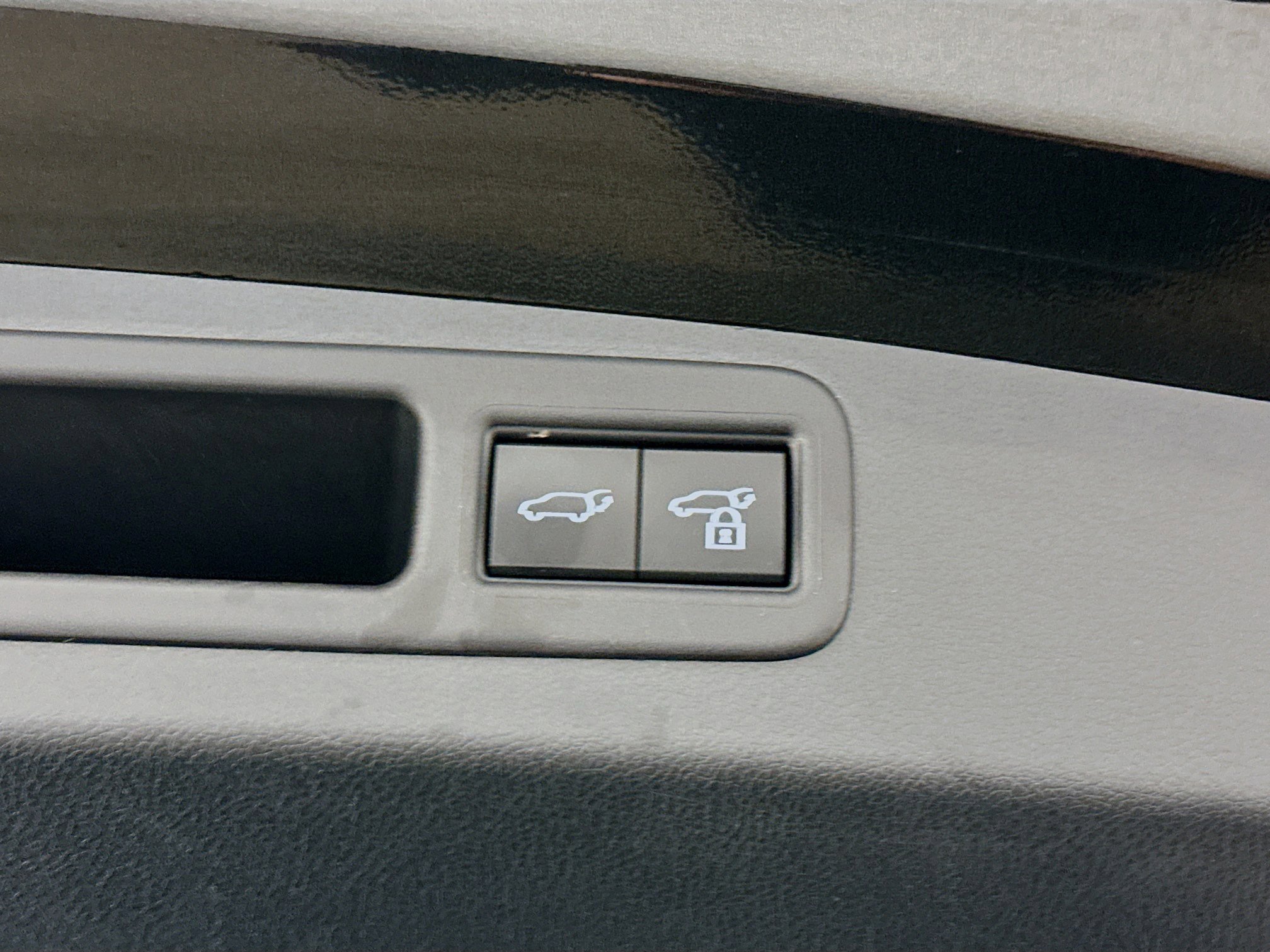 Used 2023 Lexus RX 350 Premium w/ Accessory Package AWD/4WD image 32