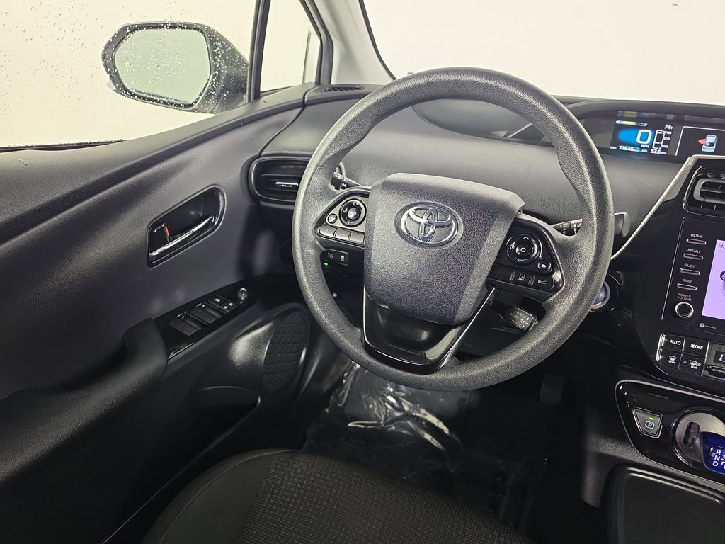 Used 2021 Toyota Prius LE FWD image 24