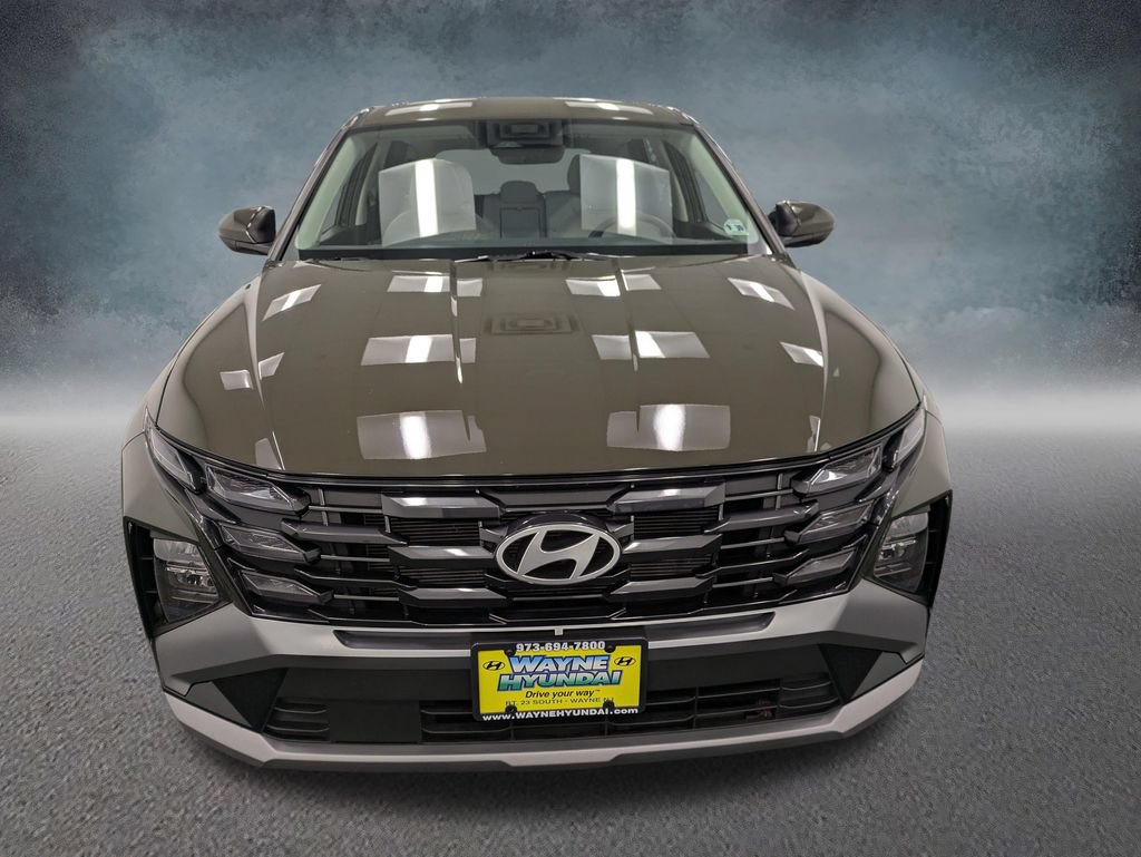 Certified 2025 Hyundai Tucson SE AWD/4WD image 2