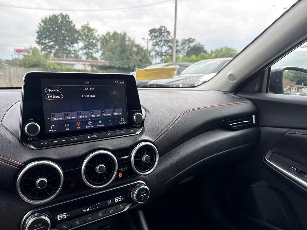 Used 2020 Nissan Sentra SR w/ Electronics Package FWD image 10
