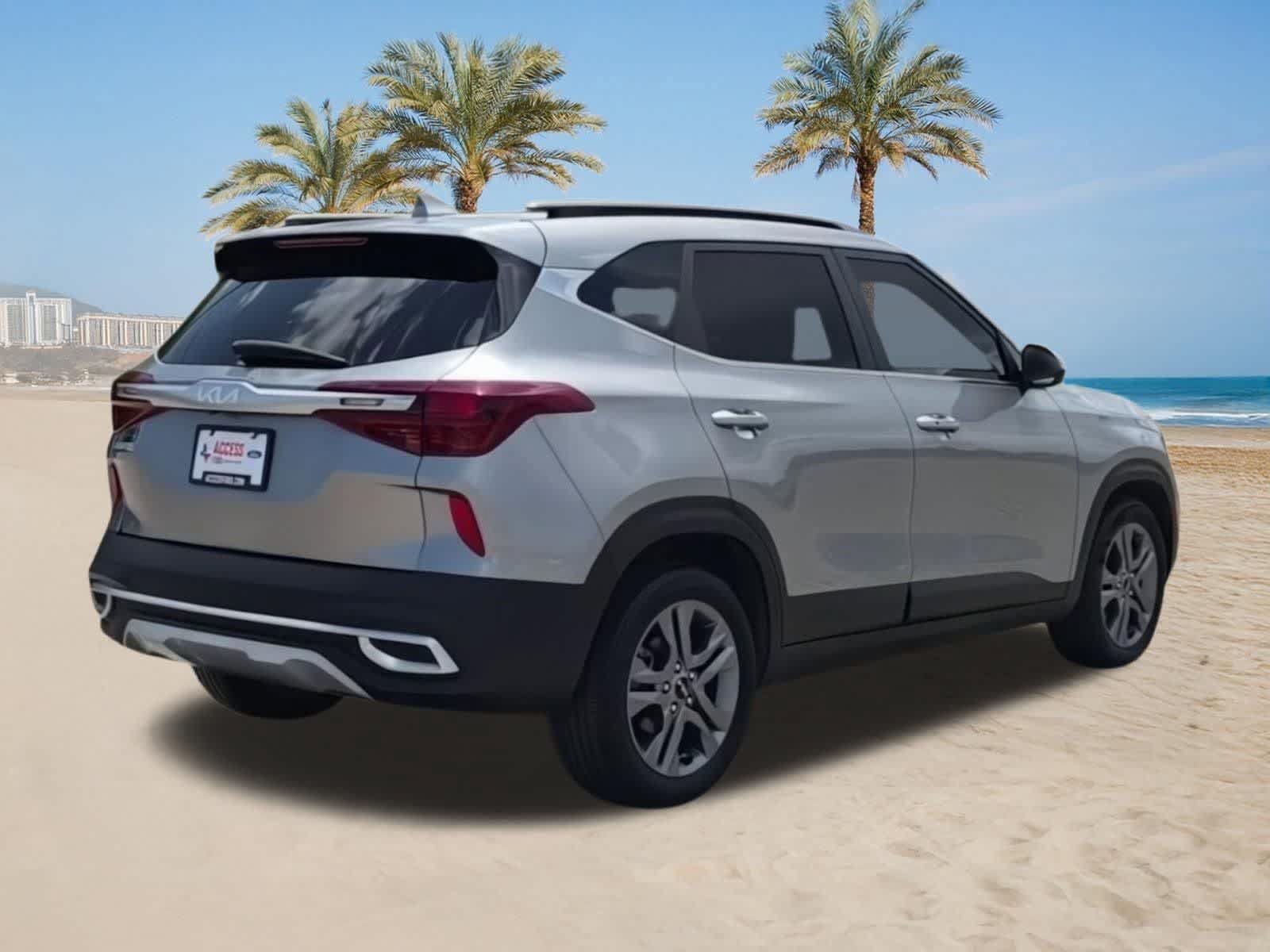 Used 2023 Kia Seltos S w/ Navigation Package FWD image 8