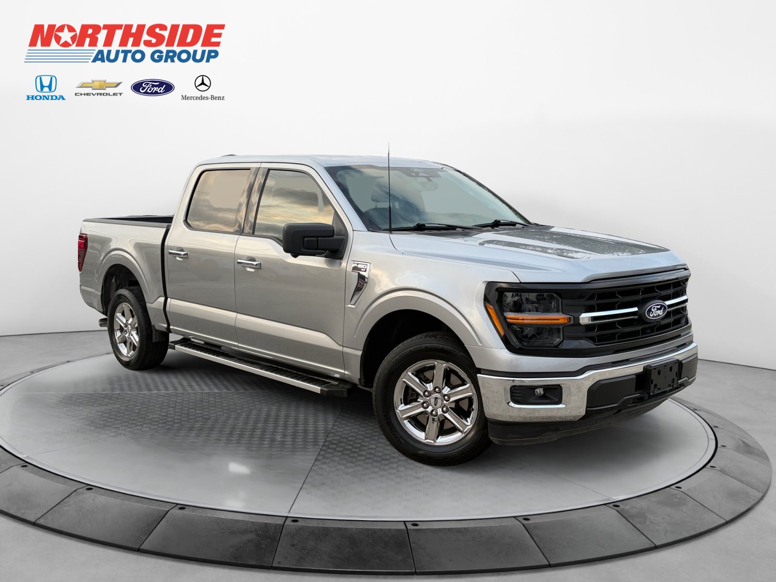 Used 2024 Ford F150 XLT w/ Mobile Office Package RWD image 1