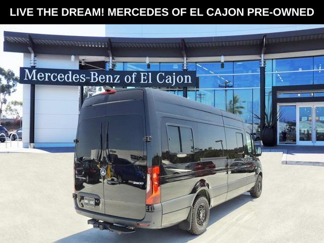 Used 2023 Mercedes-Benz Sprinter 2500 image 3